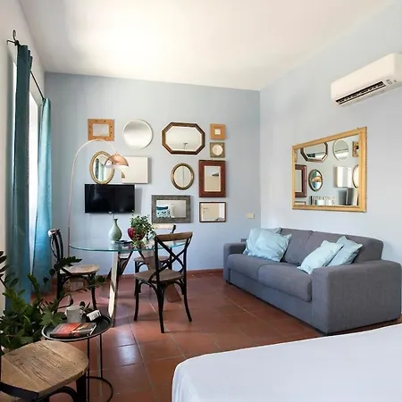 Specchi Loft - In The Heart Of Апартаменты Рим